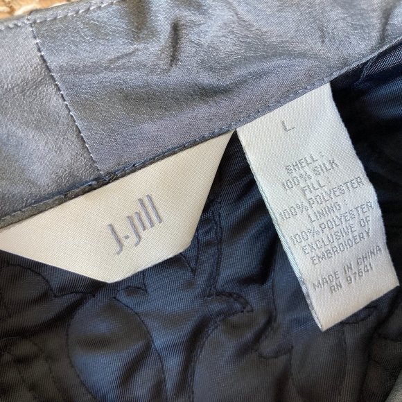 J Jill Gray Collarless Quilted Jacket 100% Silk Large - Picture 6 of 7